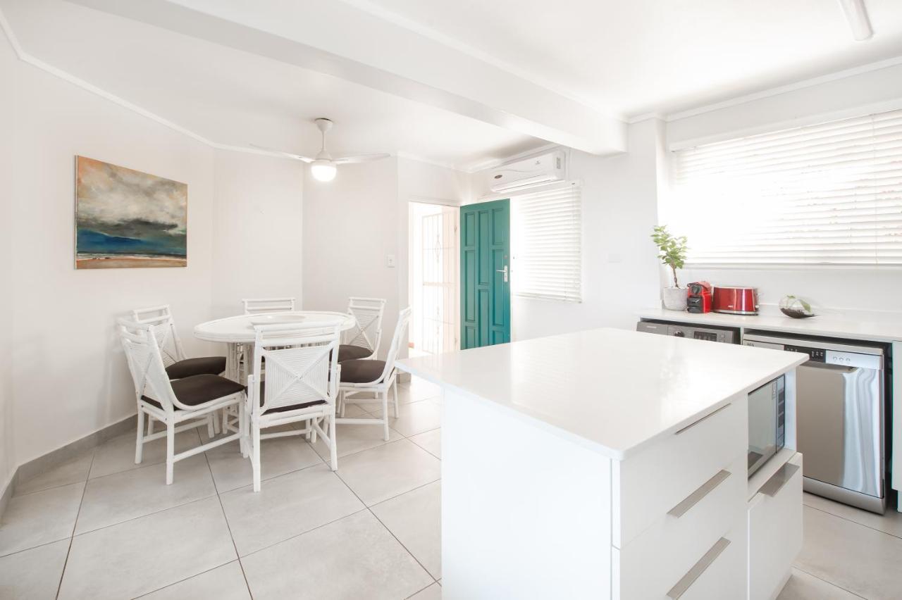Tahiti Umdloti Apartment Bagian luar foto